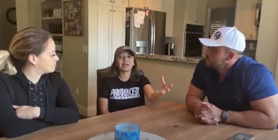 "I apologize to my wife!"says Juan Rivera