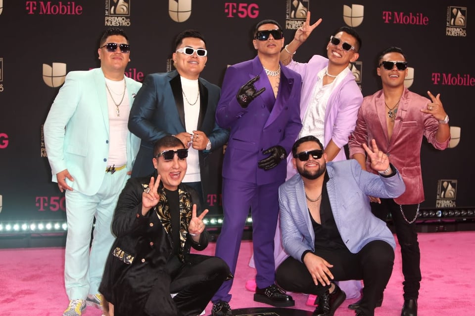 Ganadores Premios Juventud: Grupo Firme arrasó en la noche