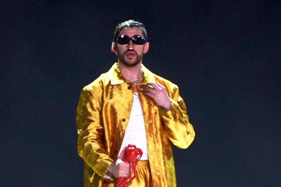 Bad Bunny, singer, hispanic, music, MundoNOW