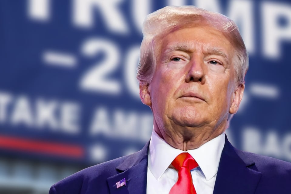 Trump funeral Vanessa Guillén, presidente, soldado, hispana, MundoNOW