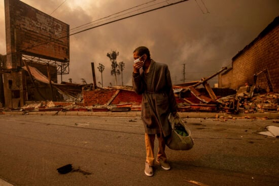 Wildfires Devastate Los Angeles: A Catastrophe in 2025