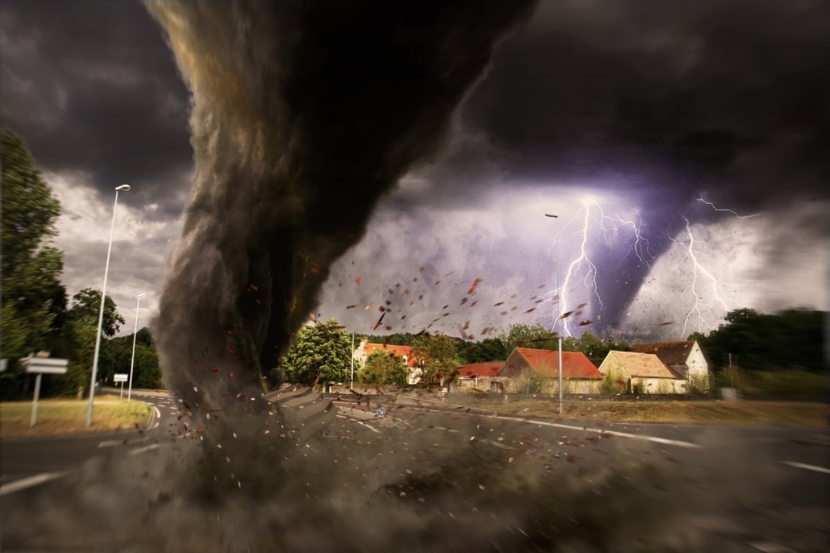 Severe Storms Trigger Tornado and Flood Alerts in Texas, Hundreds of Flights Canceled