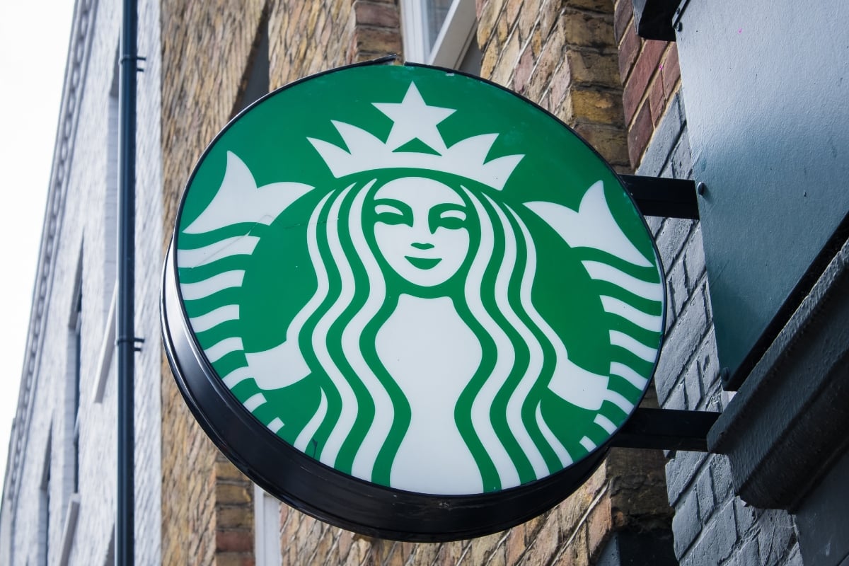 Starbucks Faces Strike Over New Dress Code