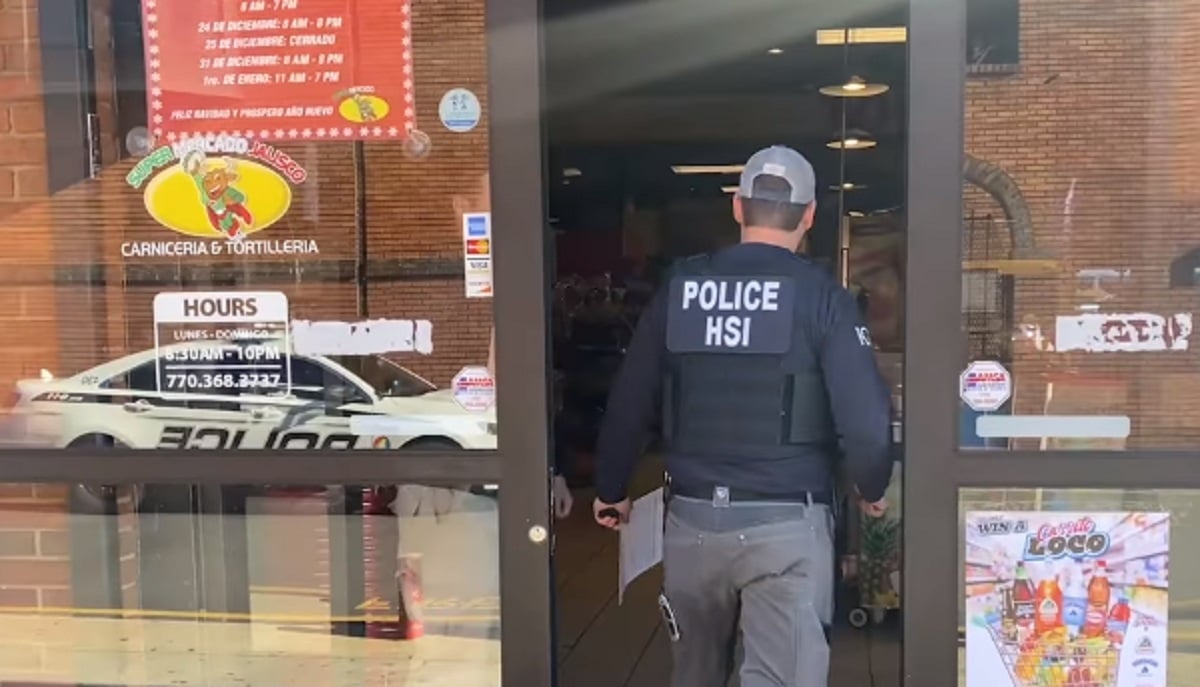5 Key Tips to Protect Yourself from ICE if You’re on the Street or Protesting