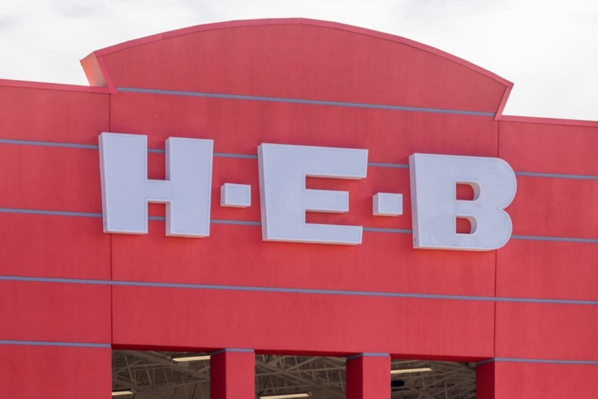Mexican Worker at HEB Dies After Coworkers’ Prank