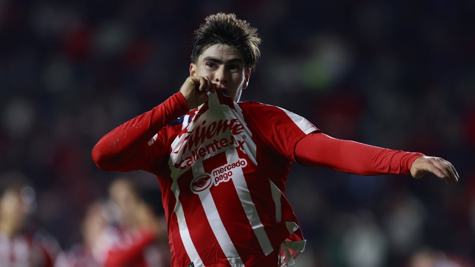 Armando González, MVP del Apertura 2025 de la Liga MX