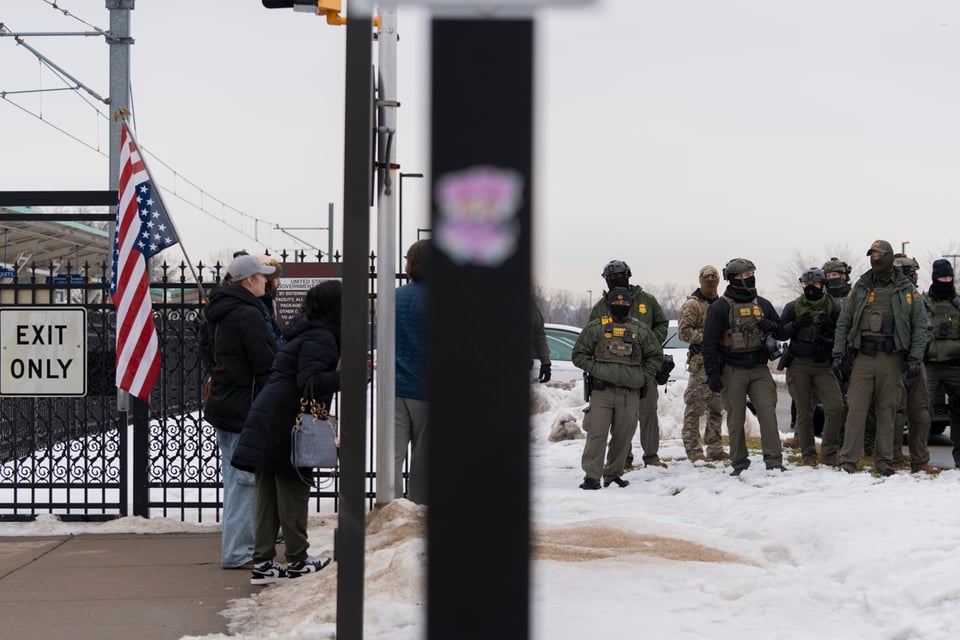 Jueza rechaza frenar redadas del ICE en Minnesota