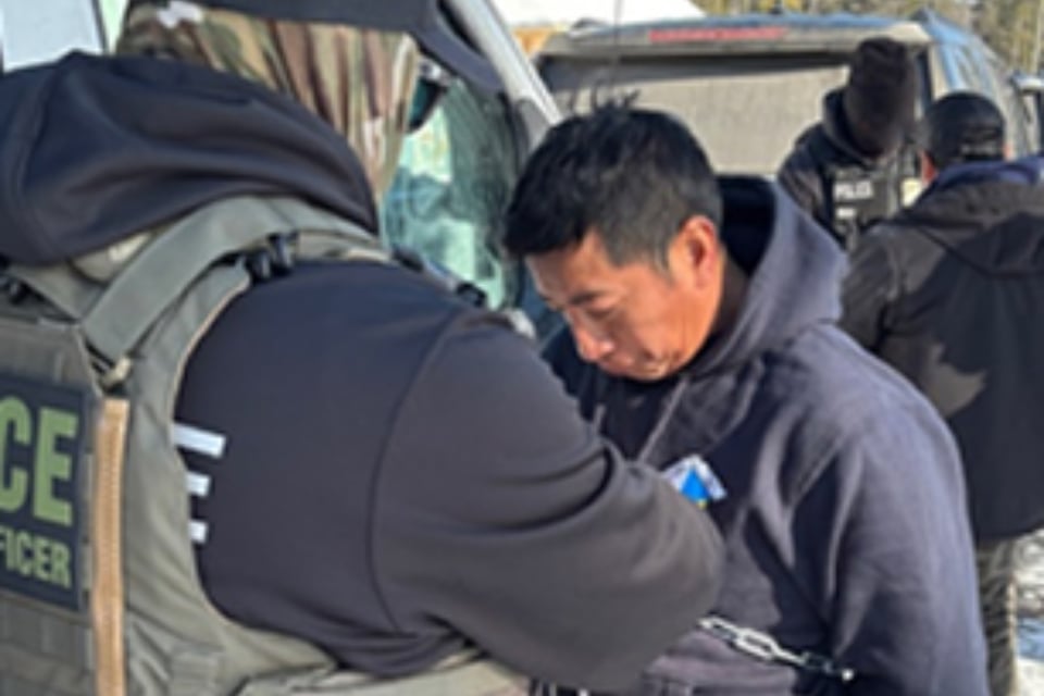 Operativos del ICE en Maine dejan más de 200 arrestos