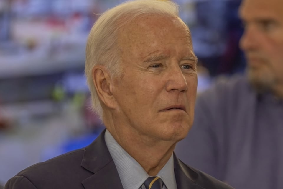 Trump toma acción contra Biden