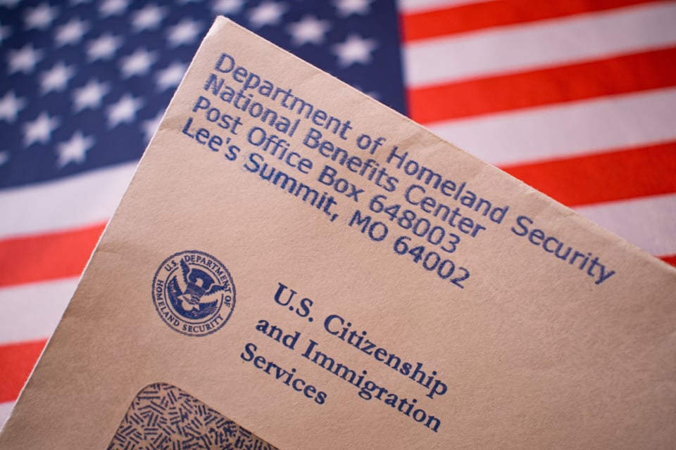 Nuevas tarifas de USCIS entrarán en vigor en 2026