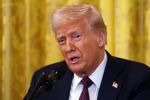 Donald Trump vuelve a advertir a Irán sobre posibles consecuencias militares severas
