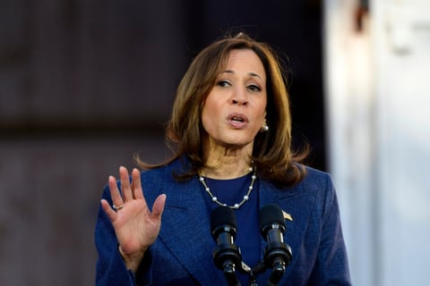 Harris arremete contra Trump y anticipa giro político en elecciones de noviembre