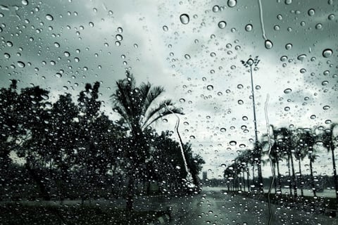 Tormenta tropical: guía clave para proteger tu vida antes, durante y después del impacto