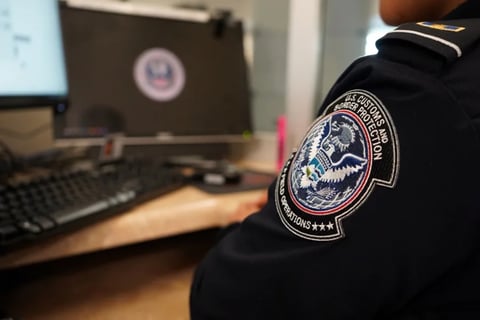 USCIS encarece la visa EB-5: inversionistas pagarán más del doble por trámites clave