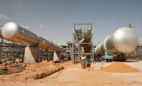 Ataque con misil contra Saudi Aramco enciende las alarmas: la guerra amenaza el suministro mundial de petróleo
