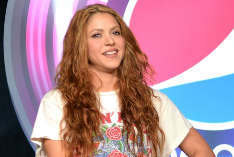 Shakira is caught crying and now it’s said she won’t perform in Qatar