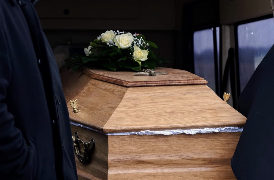 Investigan la terrible muerte