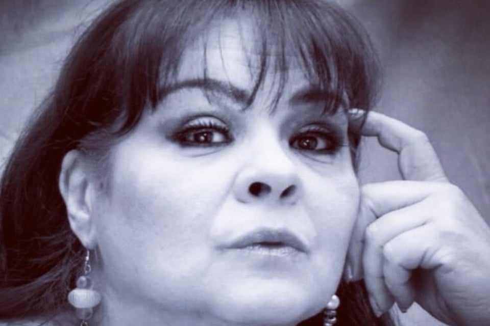 what Adriana Laffan died of, Carousel, Women real life cases, Cachún cachún ra ra, MundoNOW