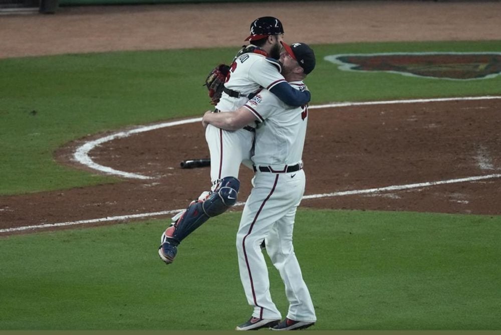 Bravos a la Serie Mundial, despachan a los Dodgers en seis juegos