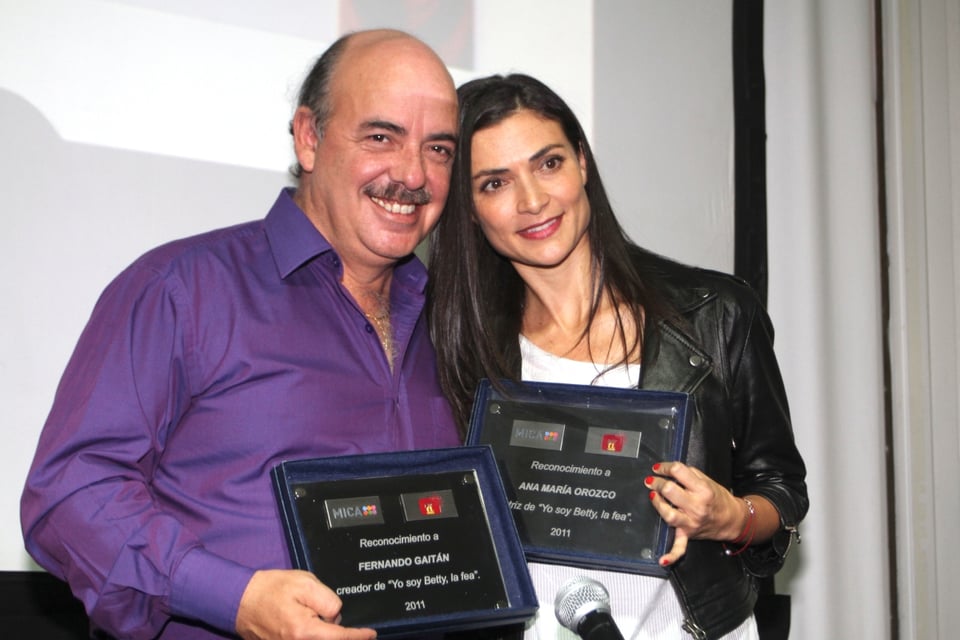 Belleza interior, Contribución detrás de cámaras, Profesionales del entretenimiento, MundoNOW