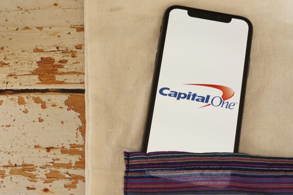 Banco, Dinero, EEUU, Noticia, Reportan problemas en Capital One