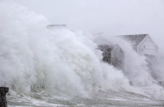 Emiten alerta por tormenta de ‘ciclón bomba’ que traerá frío ‘potencialmente mortal’ a EEUU