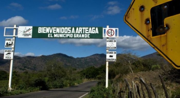 Mientras apoyaba en un centro de rehabilitación lo reclutaron