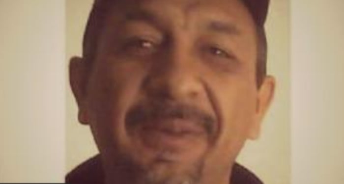 La tuta Seguía gozando de su sueldo como profesor