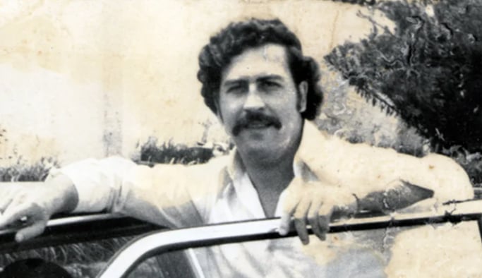 Juan Gabriel with the Juárez Cartel and Pablo Escobar
