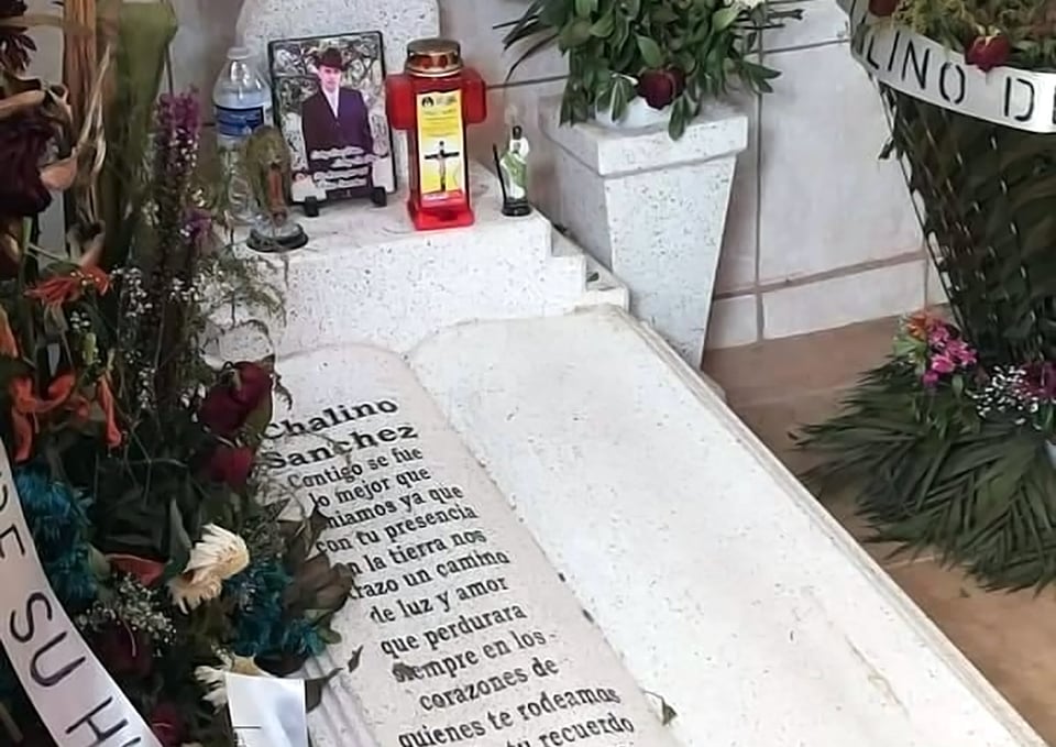memorial, grave, death, celebrity, murder