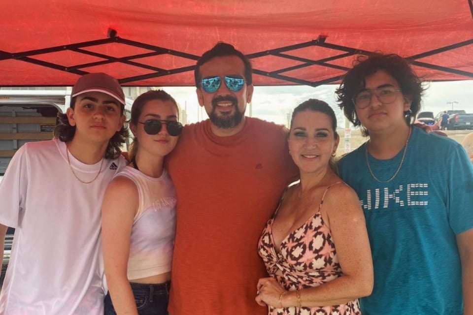 Cruz Angelo Martínez, family, brothers, couple, MundoNOW