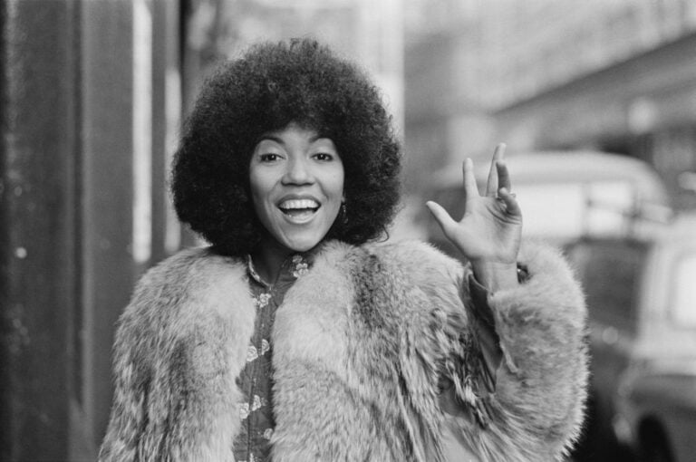 Muere la cantante Linda Lewis a los 72 años, un ícono del ‘Soul’ (FOTOS)