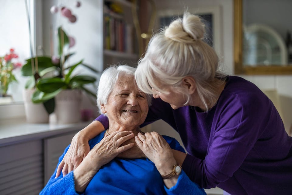 Support, caregivers, senior, disease, MundoNOW