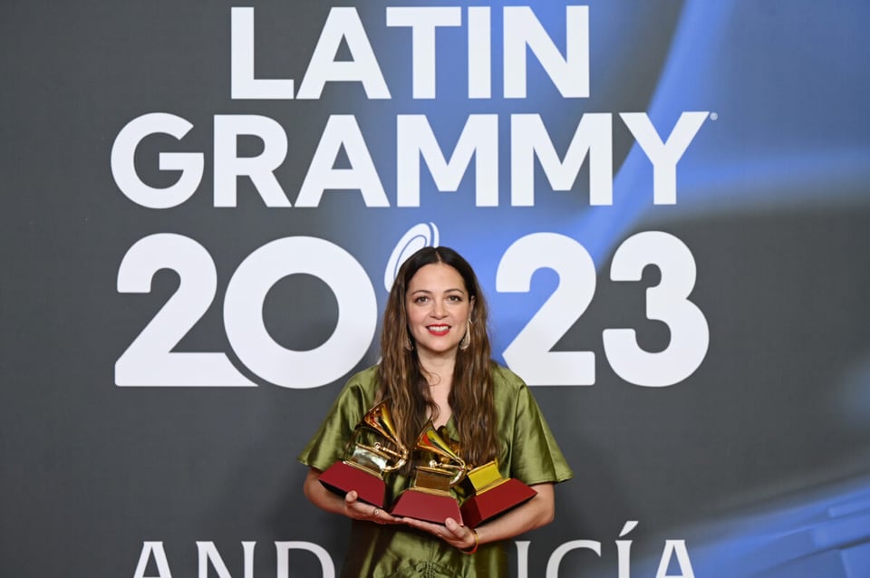 Natalia Lafourcade, Mexican singer, MundoNOW