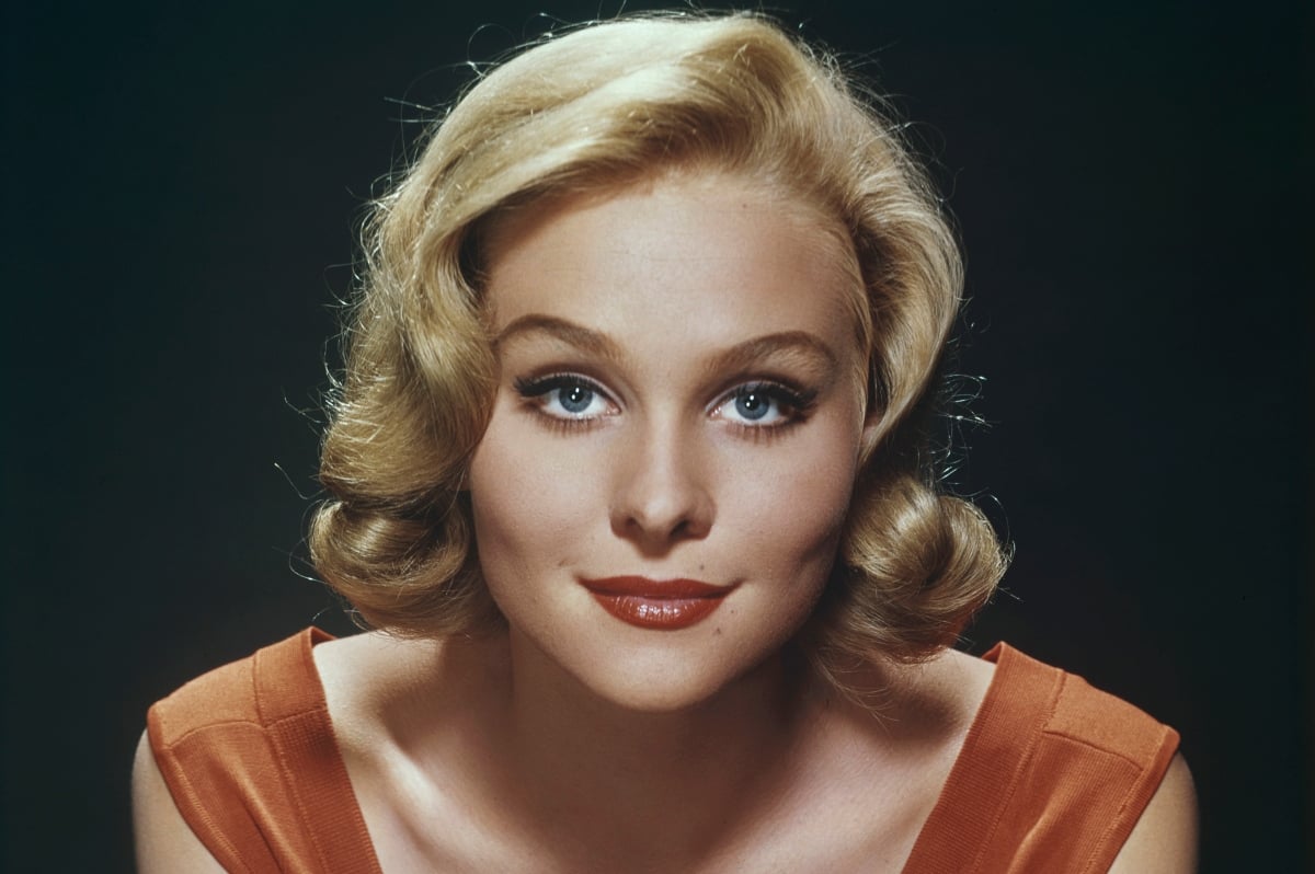 Muere la actriz Diane McBain a los 81 años de edad