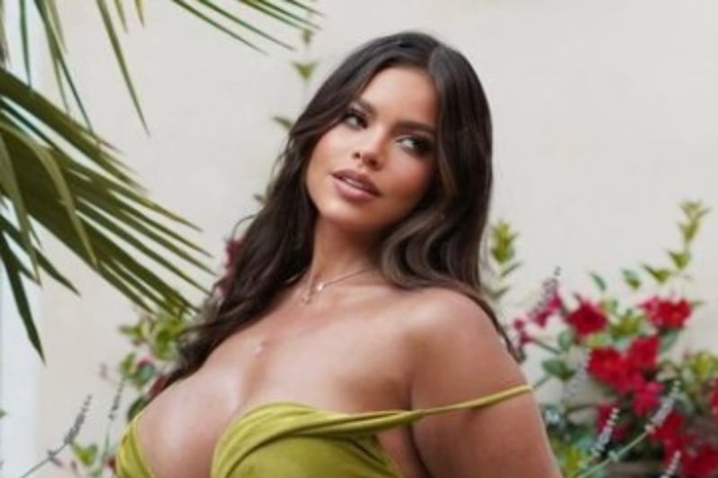 Video games, cosplay, explicit content, fans, MundoNOW
