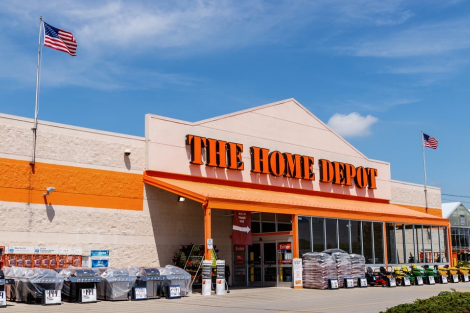 Chronicle Latinos Home Depot: They filled truckloads of tools