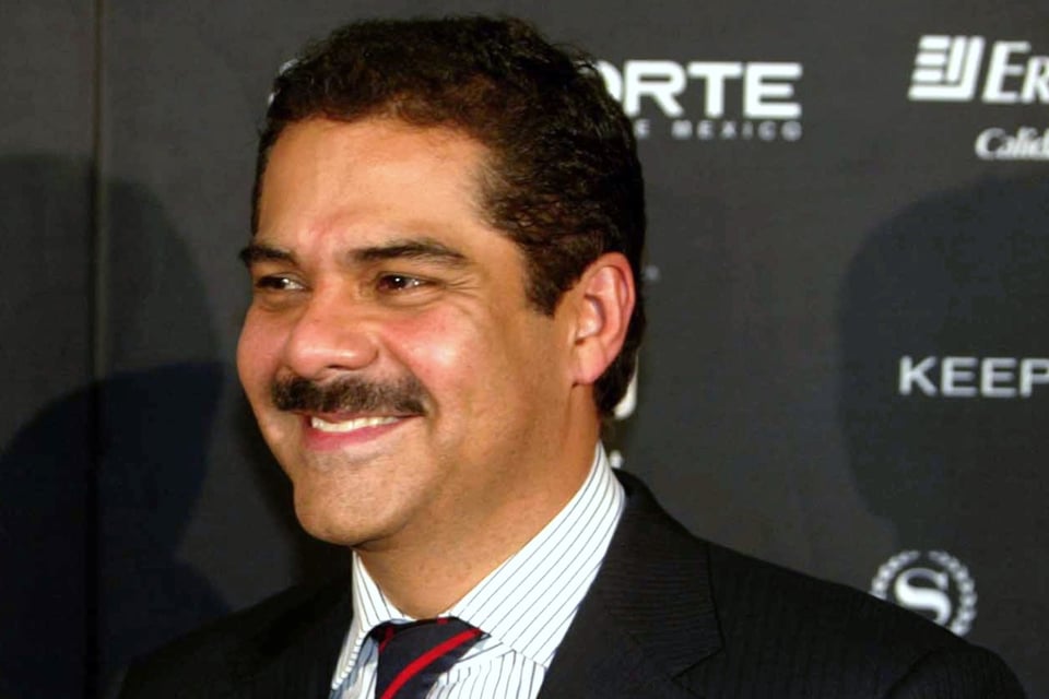 Javier Alatorre, Mexican journalist, Mexico, Singer, MundoNOW