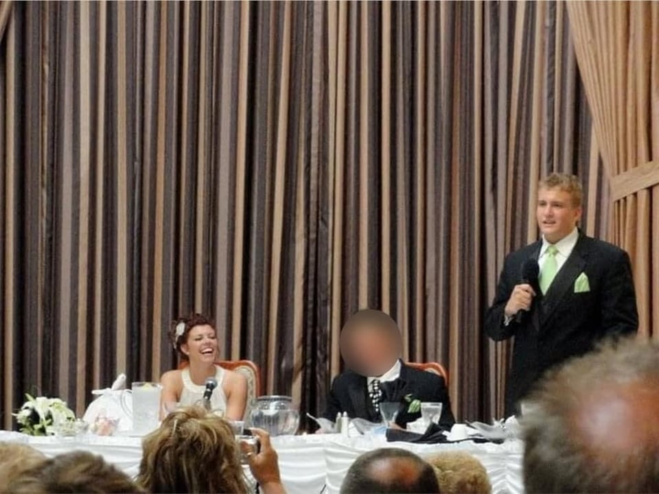 Godfather steals wedding bride: He confesses his love in the toast