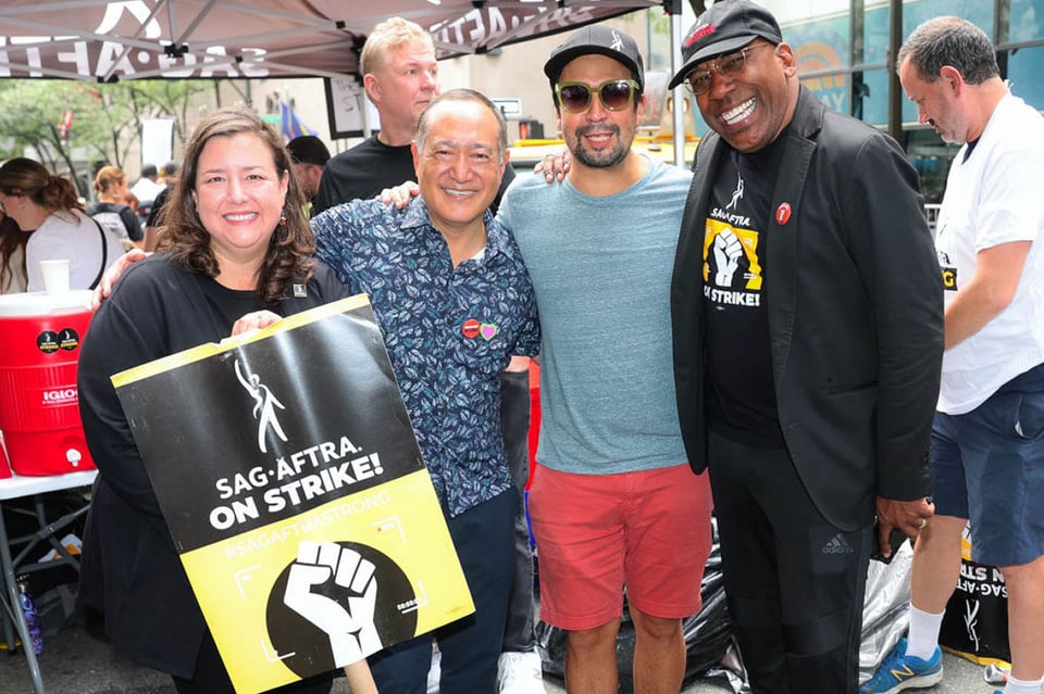 raíces de Lin-Manuel Miranda, musicales, escritor, Hamilton, MUNDONOW