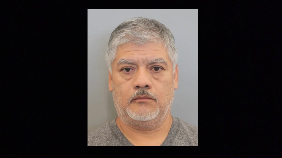 Luciano Catarino Díaz está acusado de asalto agravado con un arma mortal en un sorprendente crimen sin precedentes en Texas.