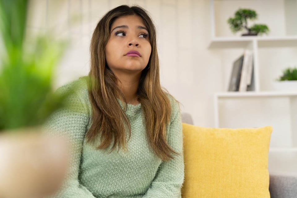 mujer, afrontamiento, problemas de salud, tristeza, depresión