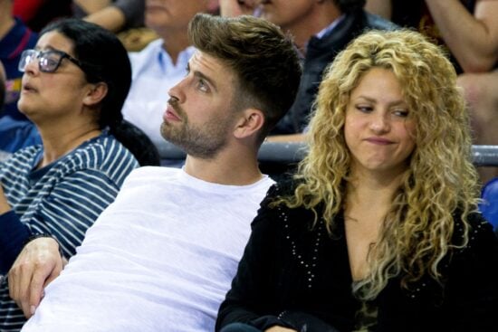 Comparaciones, Shakira, Cantante, Deportista, Famosos