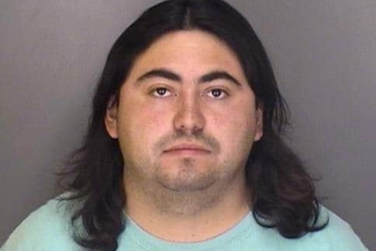 Prison for touching feet, arrest, jail, groper- prisión por acariciar los pies de las mujeres, arresto, cárcel, MundoNOW, manoseador
