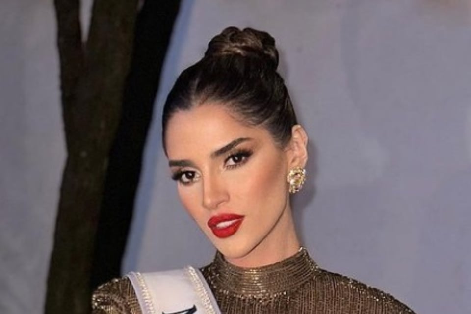 Andrea Meza, Ximena Navarrete, Lupita Jones, winners, MundoNOW