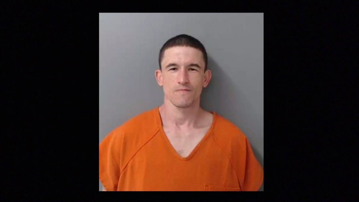 What punishment does Gilbert Mendez deserve for killing his father and brother? (PHOTOS)