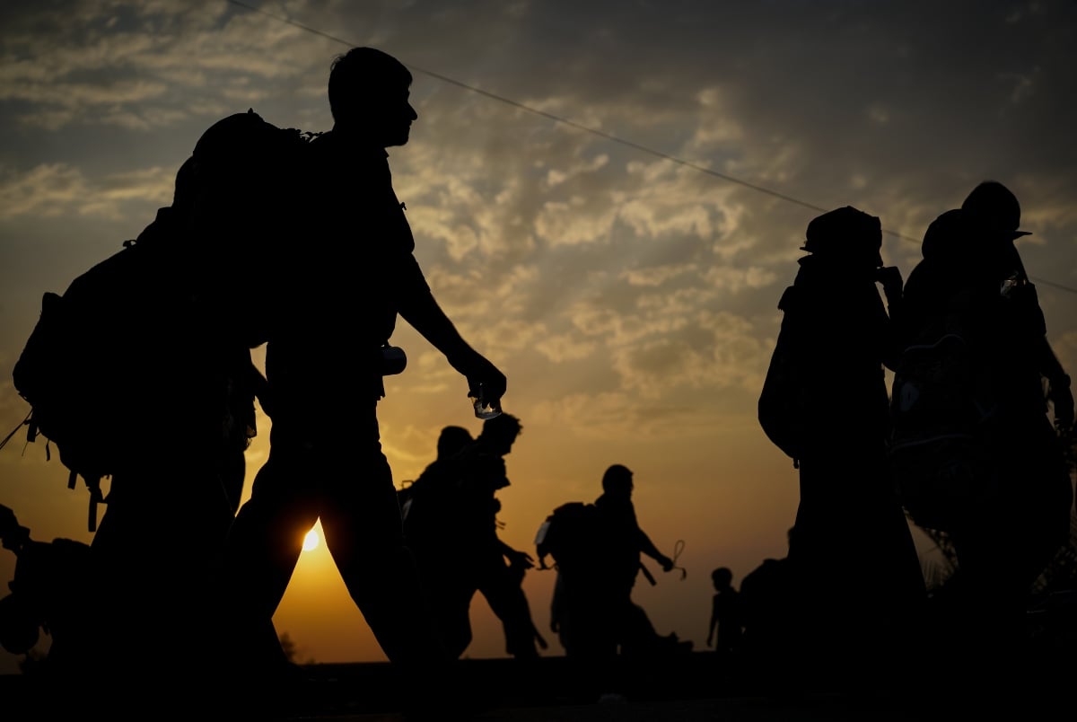 Good news for immigrants! Arizona agrees to dismantle border wall