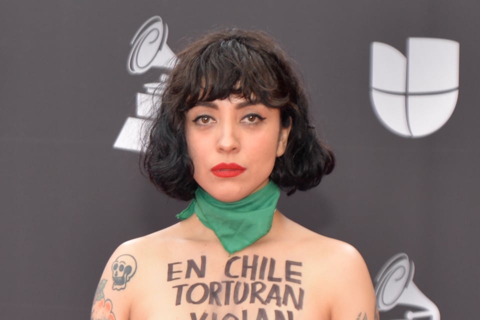 'Canción de Mierda', luchas personales, divulgación, mensaje, MundoNOW