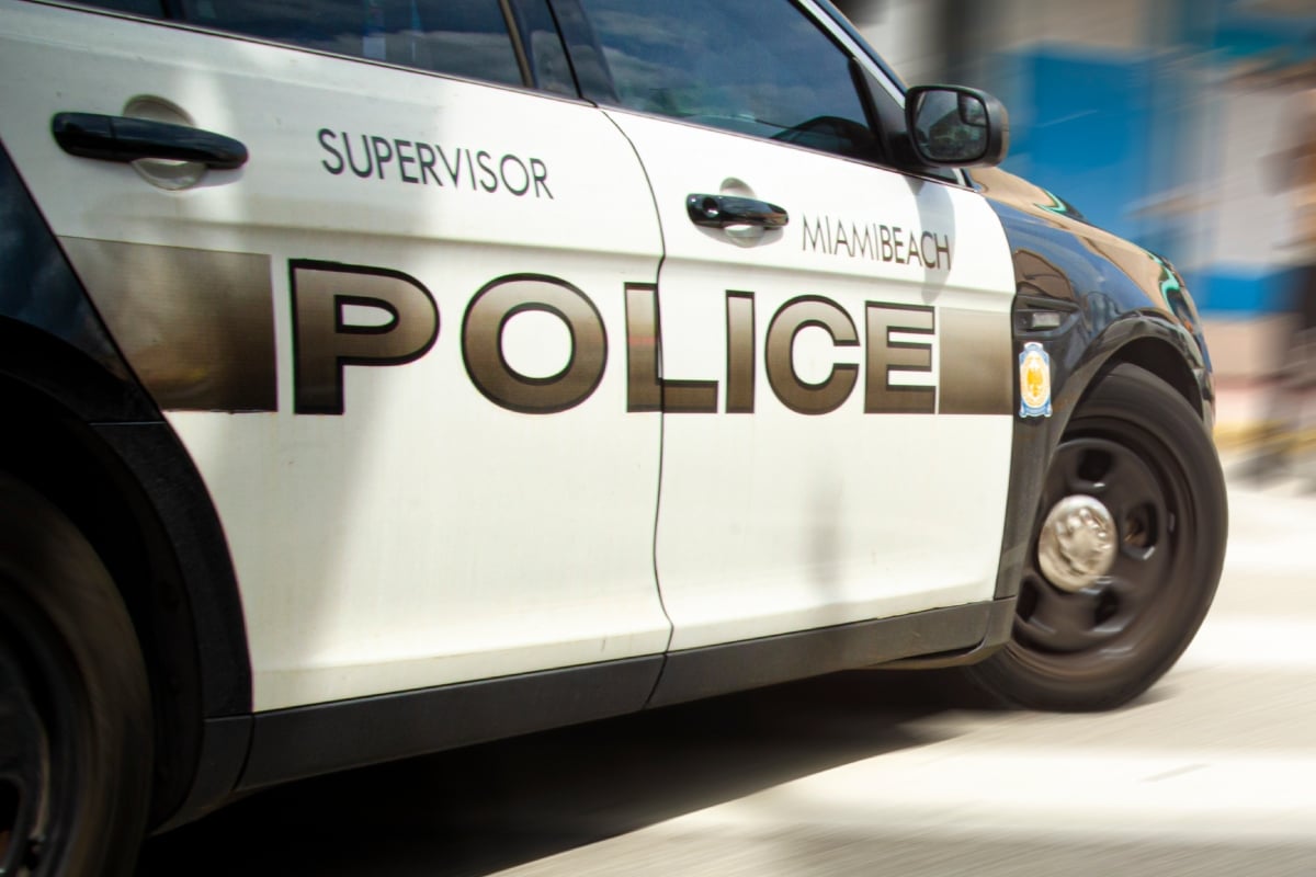 Joven hispano asesinado durante tiroteo en centro comercial (VIDEO)