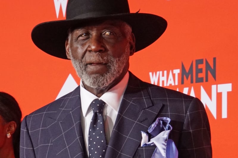 papers, John Shaft, Samuel L. Jackson, detective, MundoNow